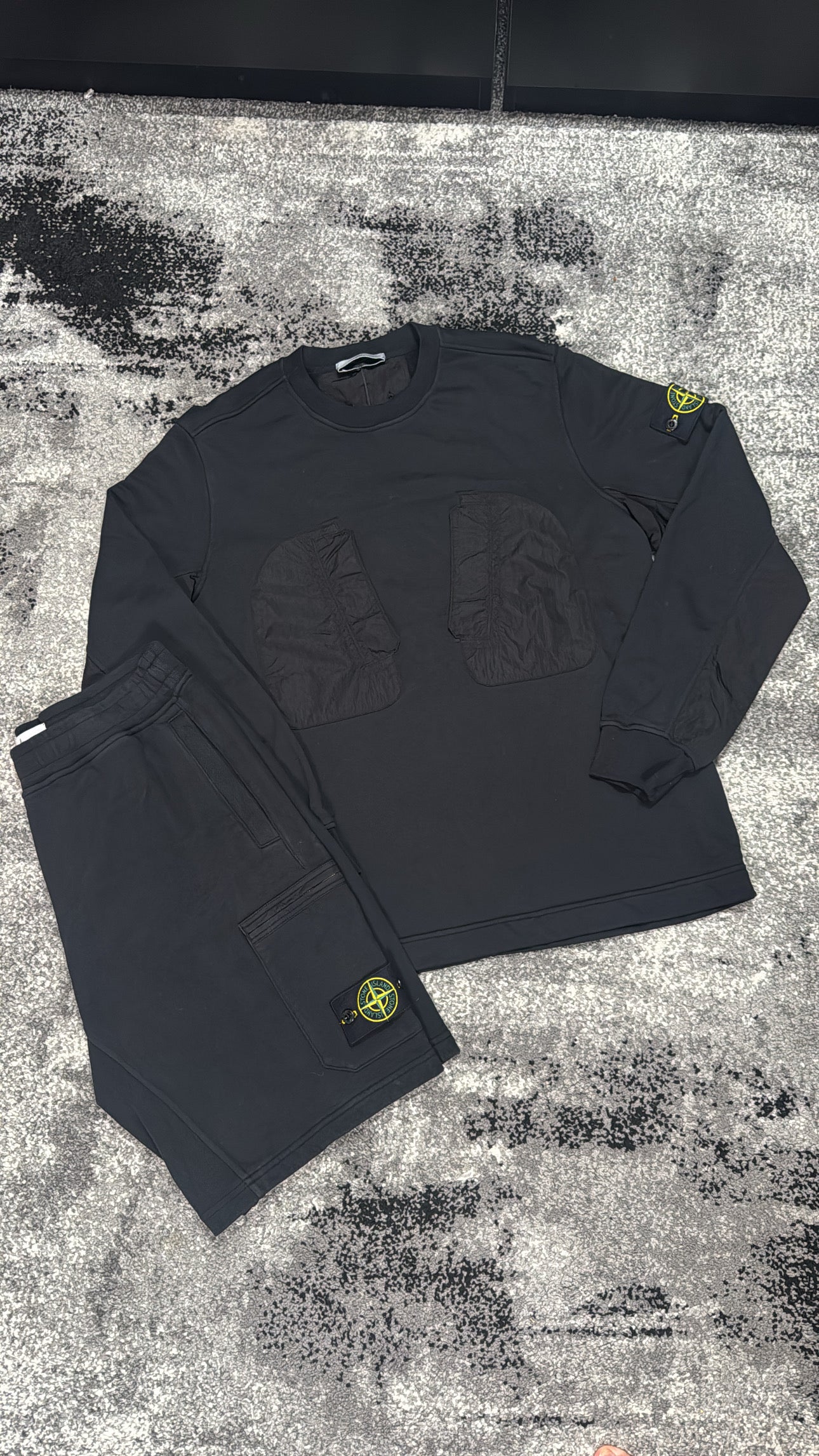 STONE ISLAND COTTON/NYLON BLEND SWEATSHIRT & SHORT SET (V0029)