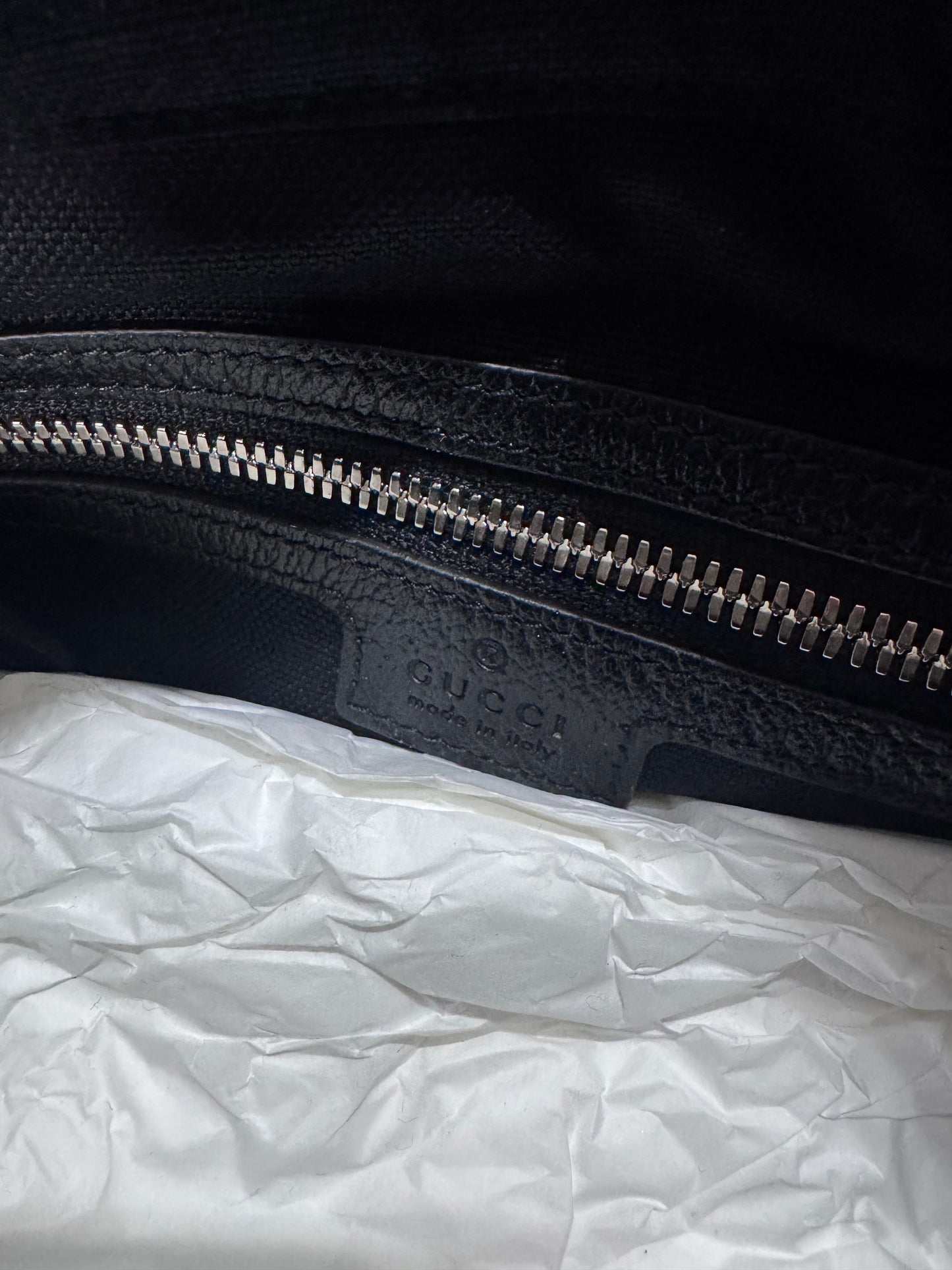 GUCCI JUMBO PRINT MEDIUM MESSENGER BAG